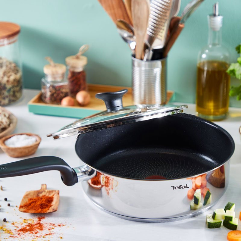 Primary Sautépanna 24 cm med lock